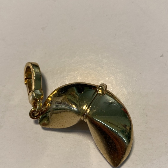 Fortune Cookie - Picture 4 of 5